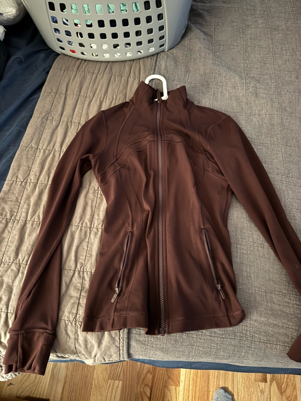 EUC lululemon define